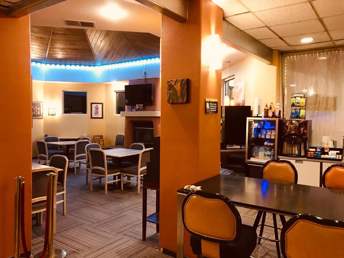 Brentwood Inn & Garden 파밍턴 외부 사진