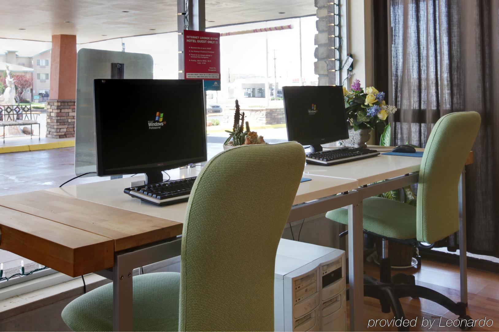 Brentwood Inn & Garden 파밍턴 시설 사진